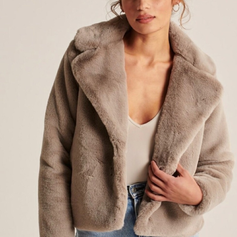 Abercrombie & Fitch faux fur coat